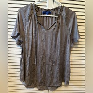 Apt. 9 Light Gray Snake Print Blouse Size Large
